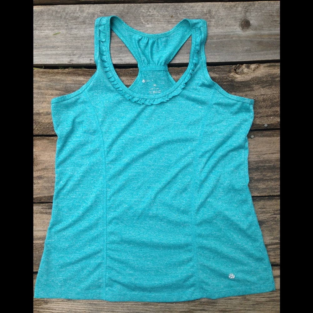 Cute ruffled work out tank top